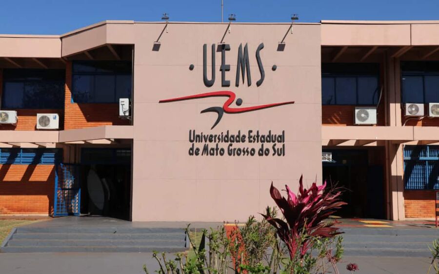 Quer entrar na universidade? Comece 2026 como calouro da UEMS