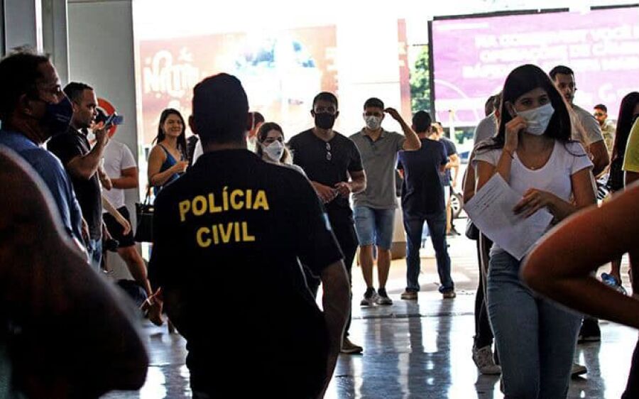 Mais de 21 mil candidatos realizam prova do concurso da Polícia Civil de MS no domingo