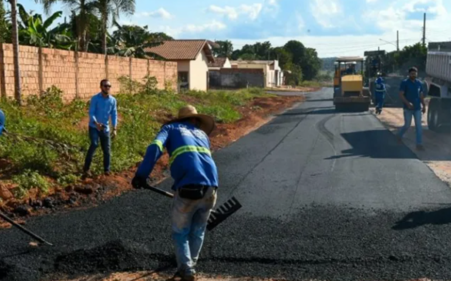 Investimento de R$ 15,8 milhões garante pavimentação em bairros de Rio Verde de Mato Grosso