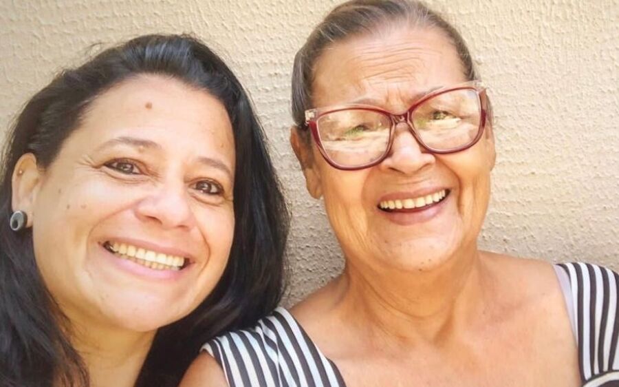 GLENDA DE MELO OLIVEIRA: Alma de uma Fênix - A menina que descobriu as palavras