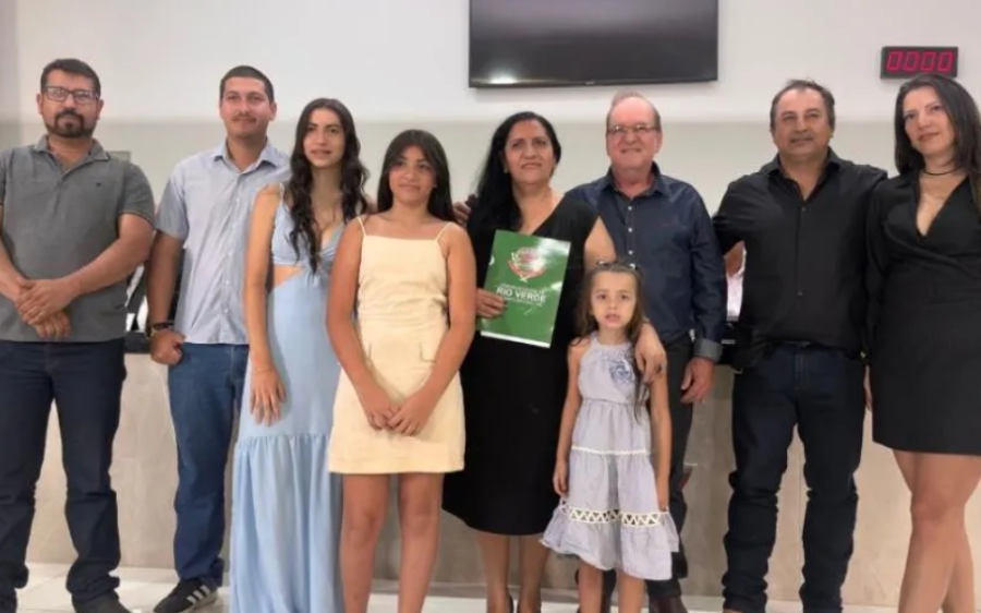 Câmara Municipal de Rio Verde celebra trajetória da escritora Tânia Mara de Mato Grosso