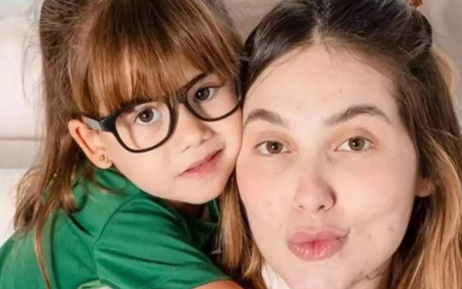 Maria Alice, filha de Virginia e Zé Felipe, passa a noite em hospital