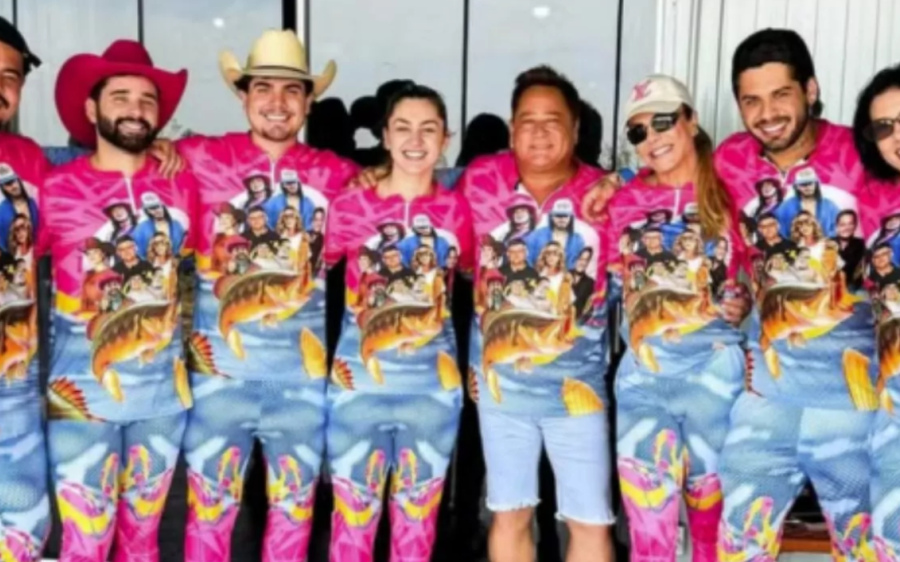 Ana Castela e família de Zé Felipe surgem uniformizados