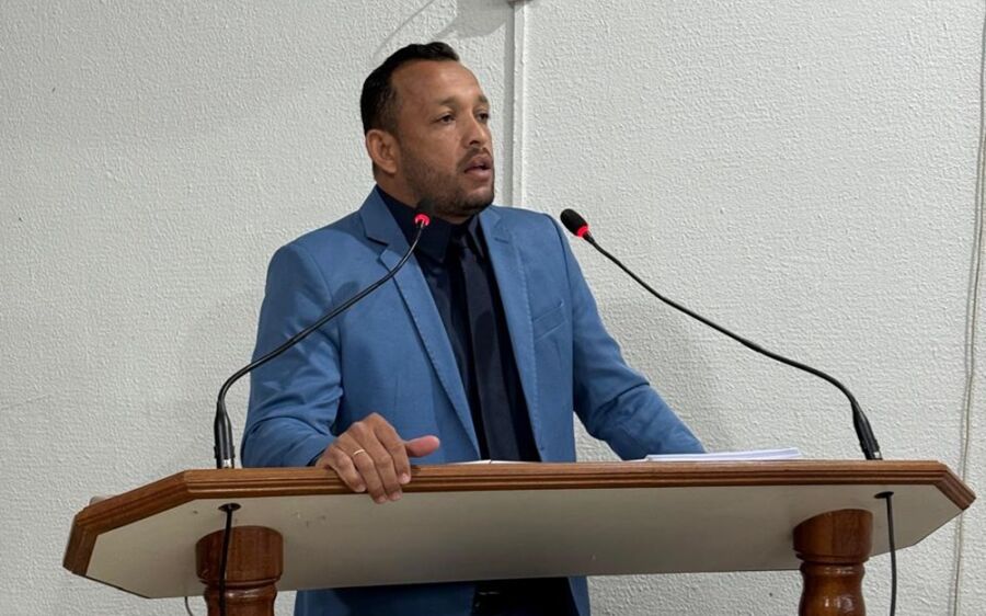 Vereador Marcinho cobra oportunidades de trabalho para jovens que retornam a Coxim