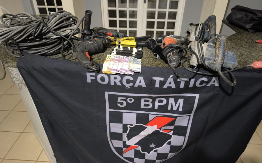 Força Tática prende homem por tráfico de drogas e receptação em Coxim
