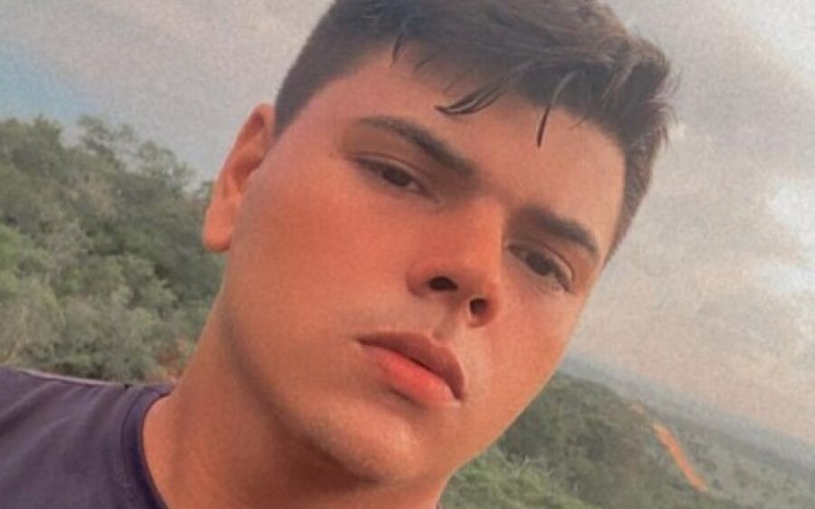 Doce Prop&oacute;sito: A trajet&oacute;ria de Victor Manuel, o jovem
confeiteiro que est&aacute; conquistando Coxim