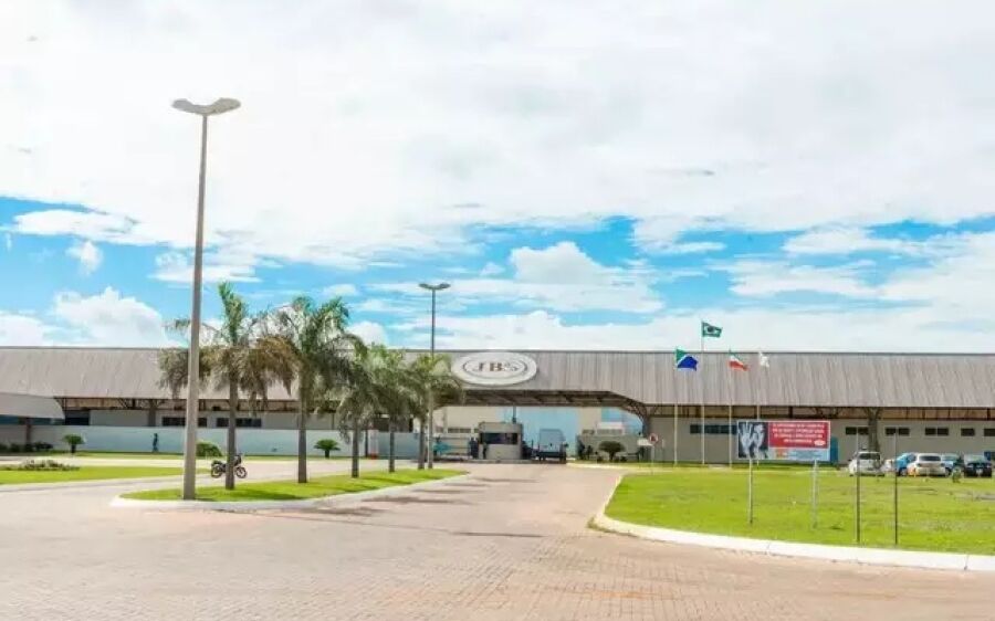Funcionário de frigorífico que atirou em colega 5 vezes teria 
