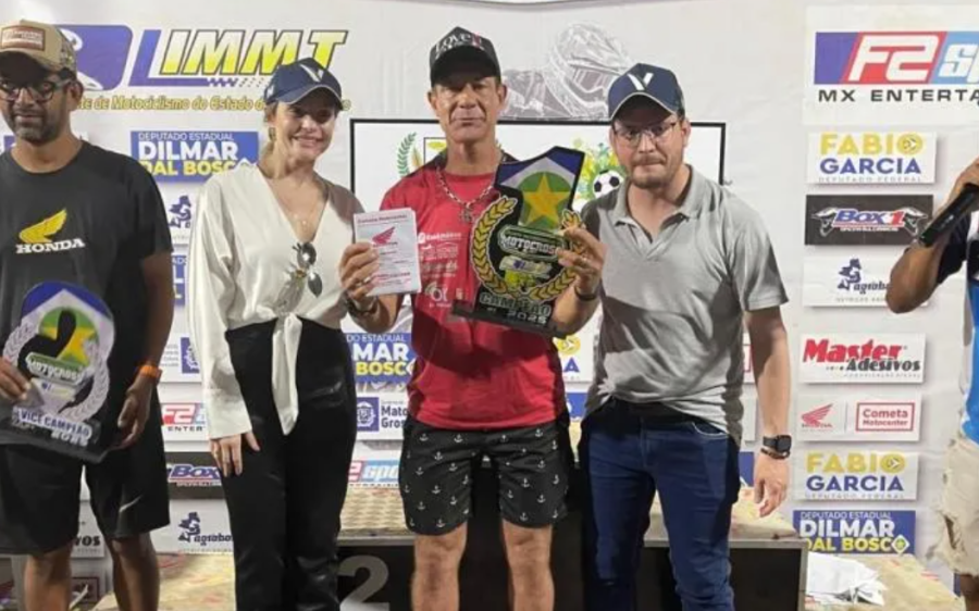 Elizeu Ferreira é campeão mato-grossense de motocross e leva o nome de Rio Verde (MS) 