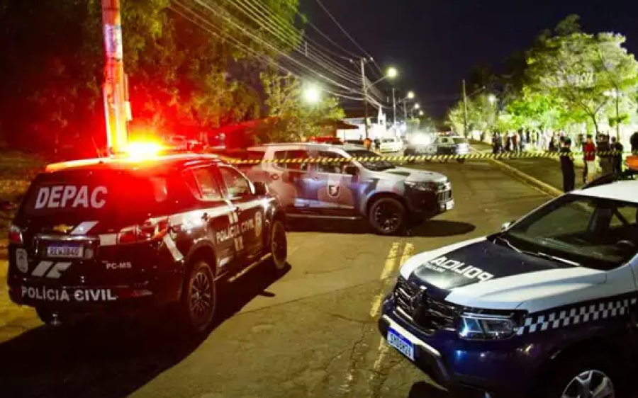 Seis homens são presos após homicídio motivado por vingança em praça da Capital
