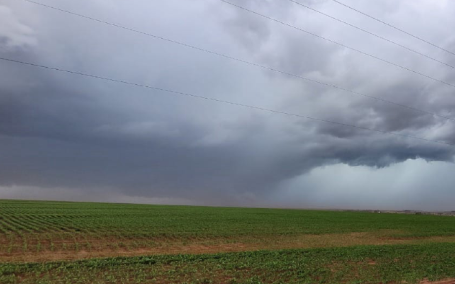 Inmet emite alerta para chuvas intensas e ventos fortes em Mato Grosso do Sul até terça-feira

