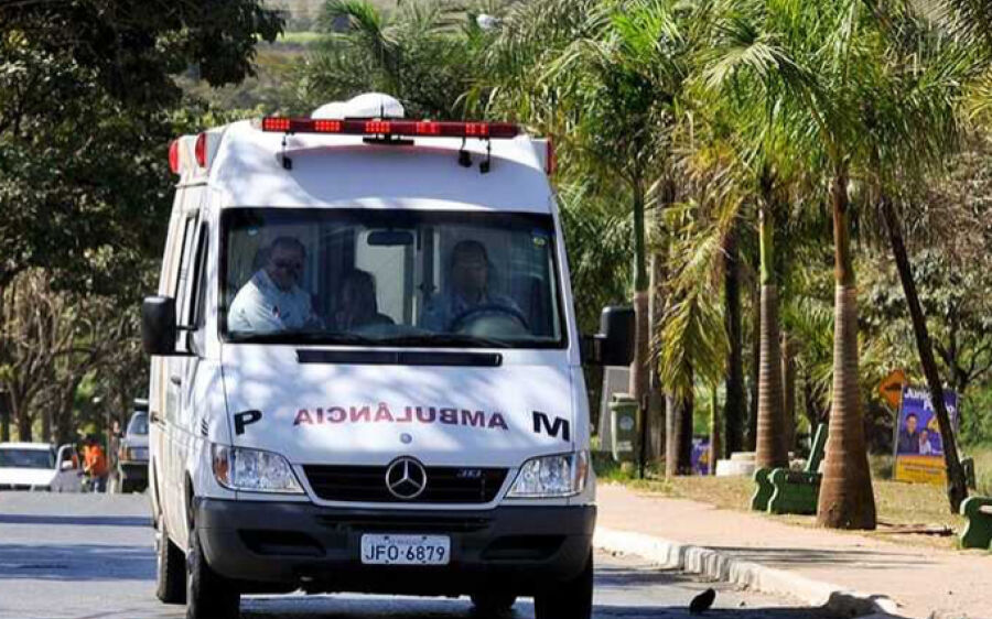 Condutores de ambulância podem ser reconhecidos como profissionais da saúde