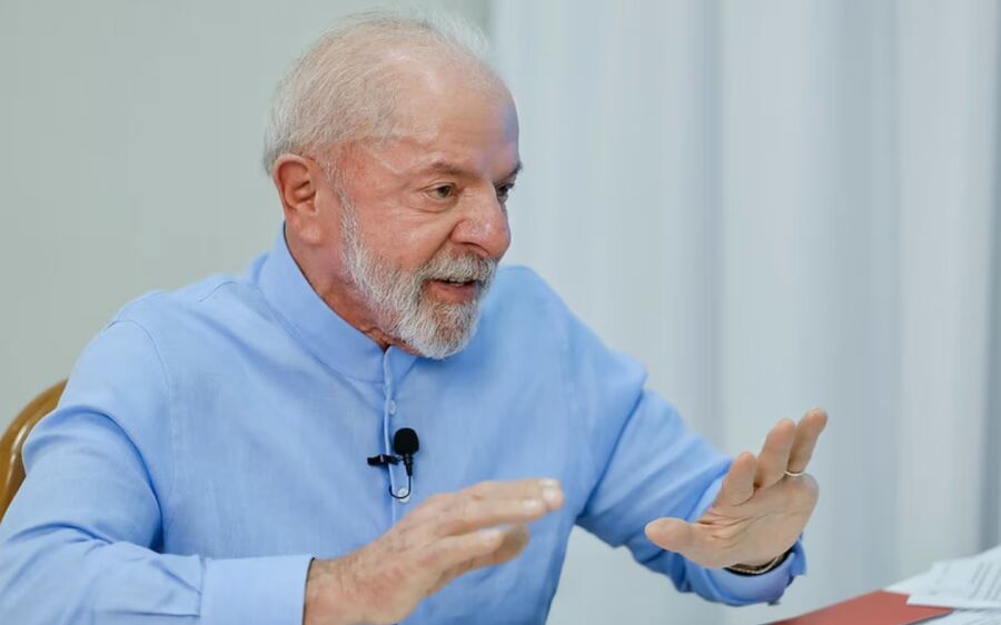 Lula sanciona lei que aumenta a pena para quem dá ou vende bebida a menores de idade