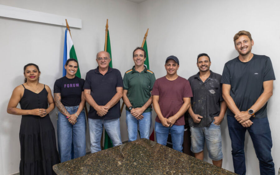 Presidente da Câmara, Flávio Brito, anuncia a primeira Corrida do Rio Verde do Pantanal