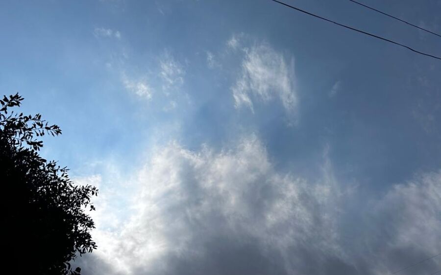       A semana em Coxim começa com tempo nublado e previsão de chuva