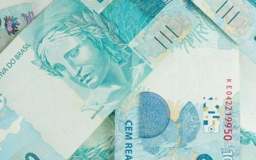 Governo antecipa pagamento para celebrar o Dia do Servidor e movimentar a economia
