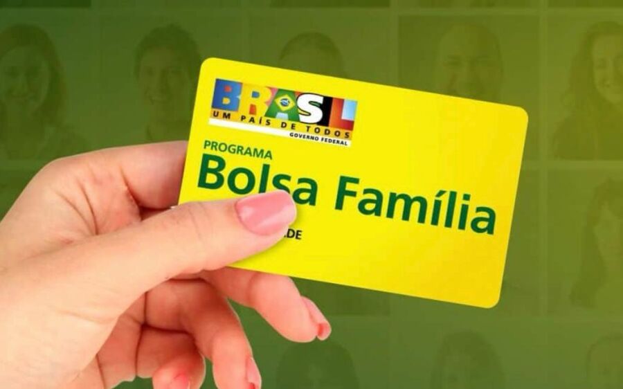 Bolsa Família paga parcela de outubro para beneficiários com NIS final 7: valor médio é de R$ 683,42