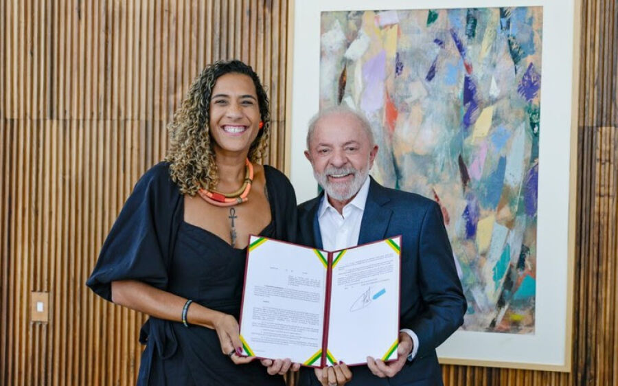 Lula assina decreto que acelera regularização de terras quilombolas em MS e 13 estados
