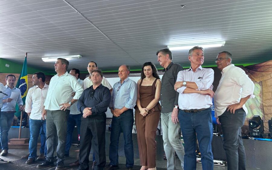 Governador Eduardo Riedel entrega obras e anuncia novos investimentos durante visita à região Norte 