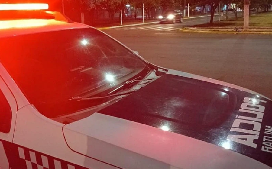 Homem é preso após ataque com faca em bar no centro de São Gabriel do Oeste
