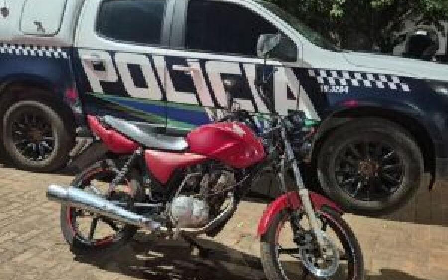 Polícia Militar recupera moto furtada em Coxim