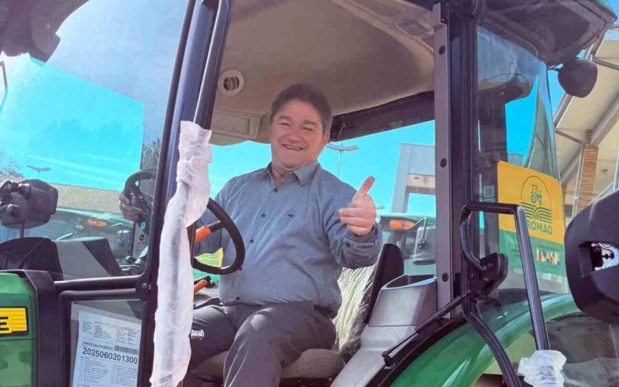 Prefeito Edilson Magro agradece secretários e servidores pelo trabalho e parceria ao longo de 2025