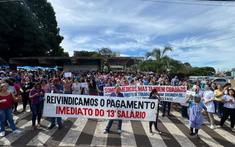 Paralisação por atraso do 13° reduz atendimentos e expõe crise na Santa Casa
