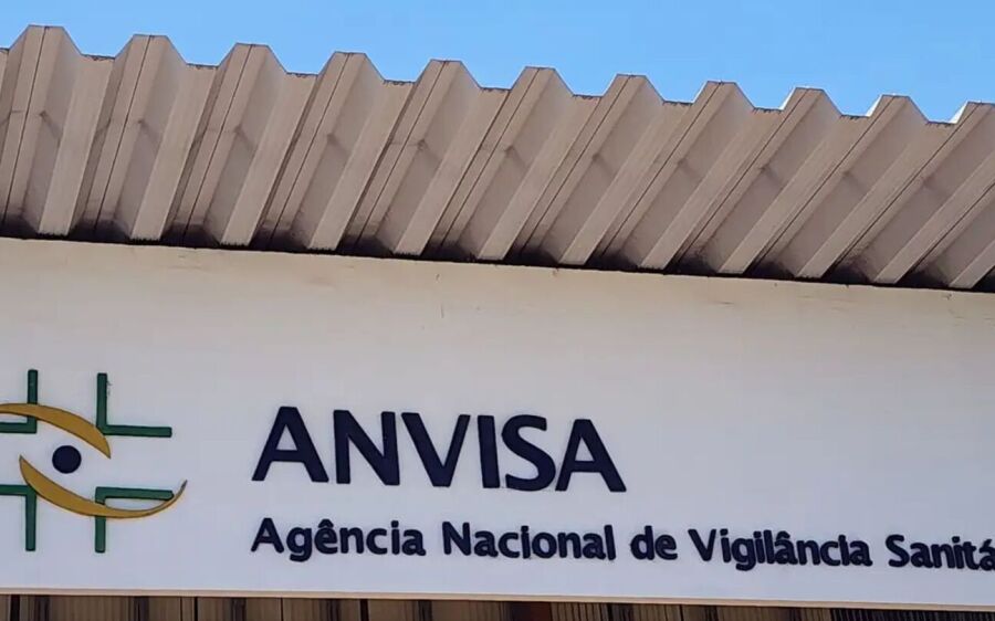 Anvisa proíbe cosméticos de duas empresas por falta de registro e irregularidades
