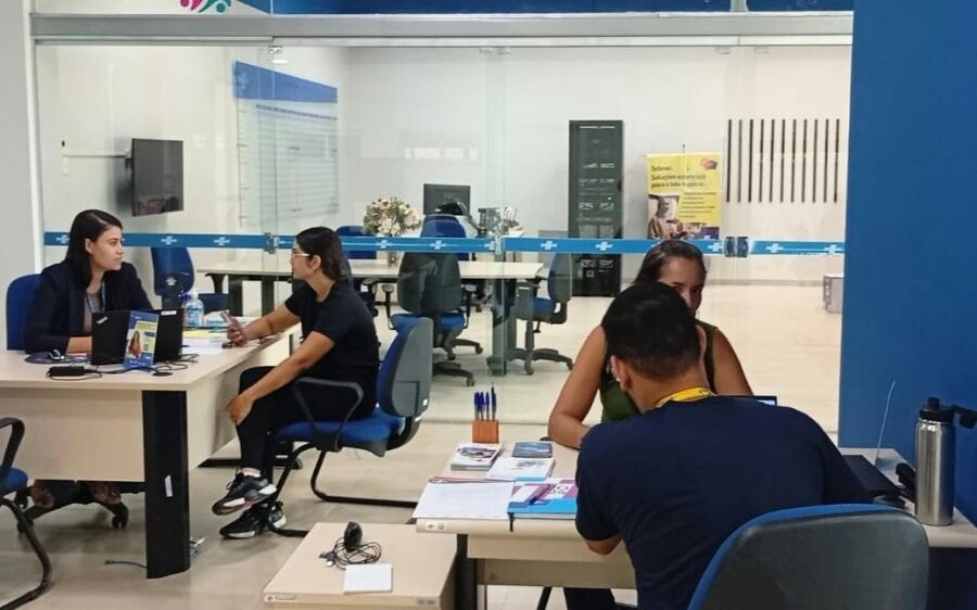 Mutirão do MEI em Coxim ajuda empreendedores a iniciar 2026 sem pendências
