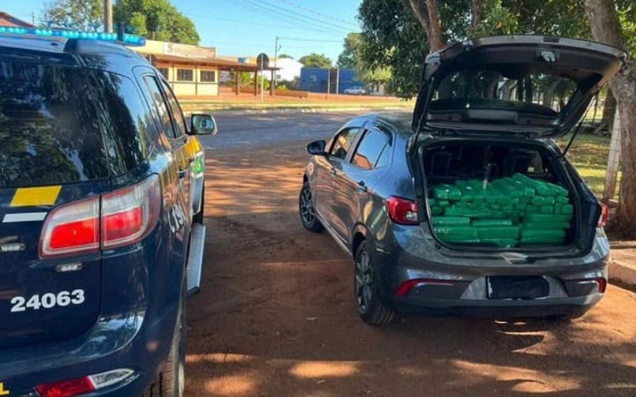 Polícia apreende 355 quilos de maconha em Maracaju com veículo roubado e placas falsas
