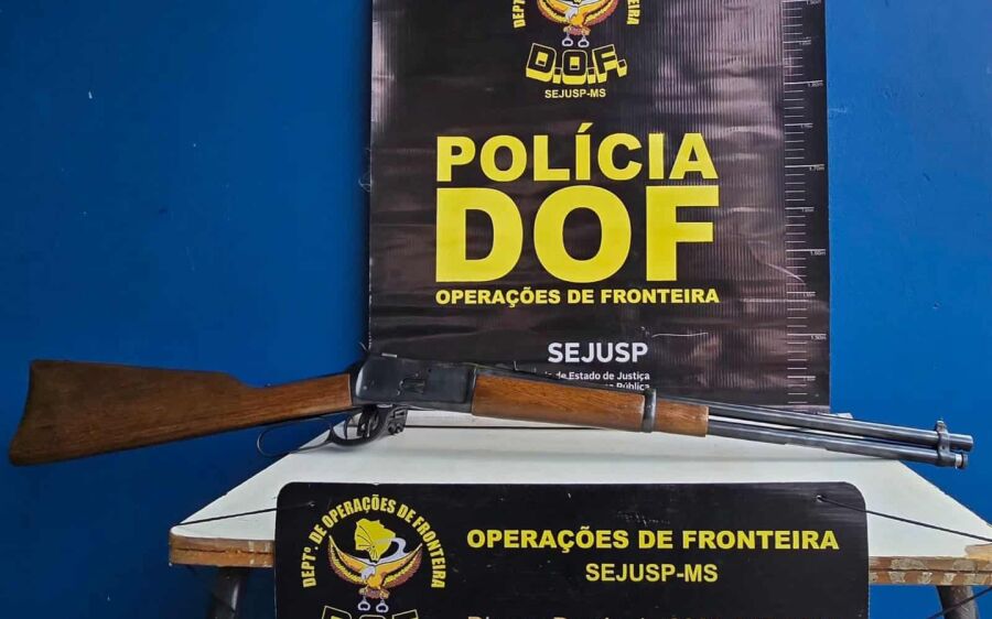 DOF prende dois homens por porte ilegal de carabina calibre .38 após abordagem a carro e caminhão
