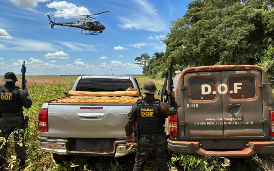 DOF apreende 1,95 tonelada de maconha após perseguição com helicóptero em Ponta Porã