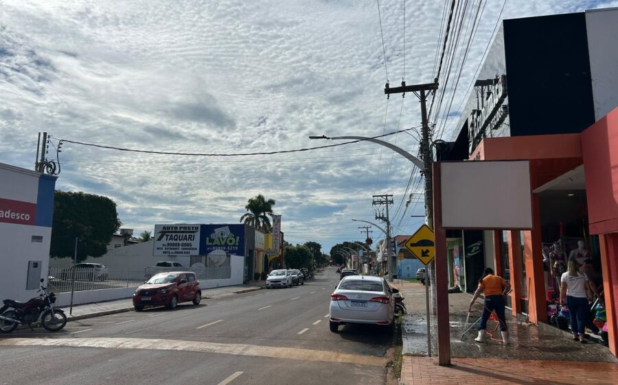 Coxim terá segunda-feira (9) com calor, muita nebulosidade e previsão de chuva ao longo do dia