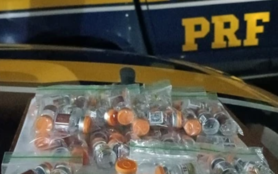 PRF apreende 79 ampolas de medicamentos estrangeiros em abordagem na BR-267
