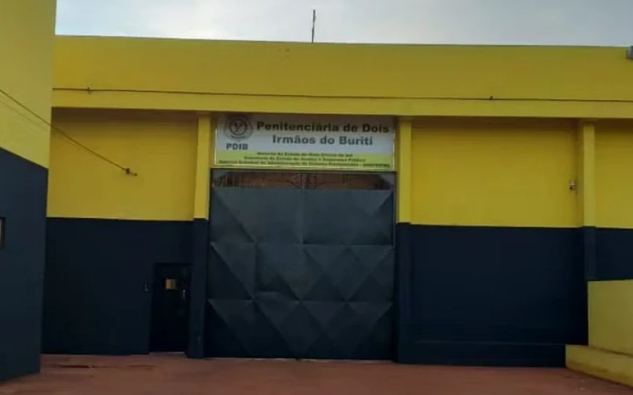 Tumulto em presídio deixa um morto e oito feridos em MS
