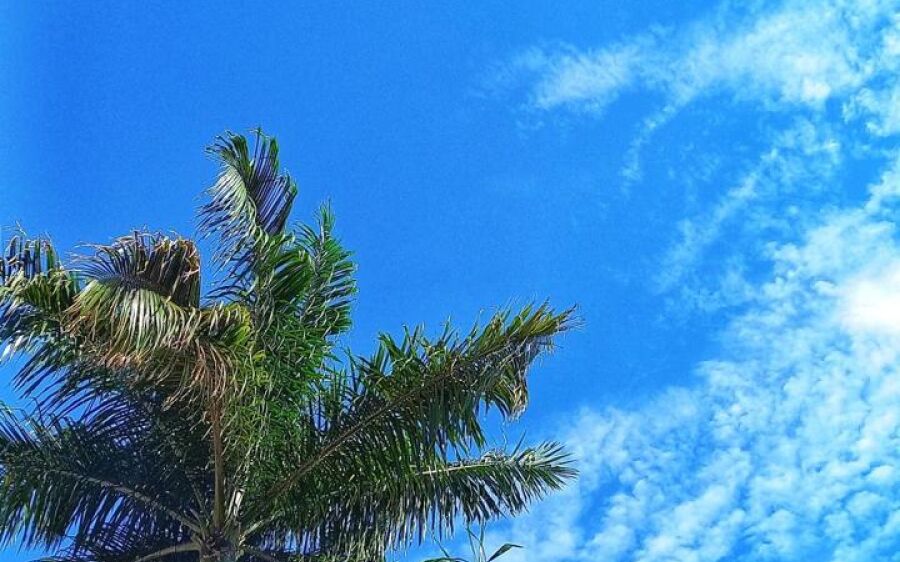 Primeiro domingo de março começa com tempo aberto e muito calor em Coxim