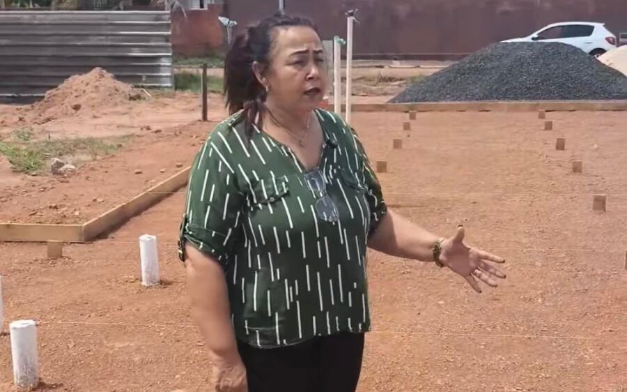 Vereadora Lúcia acompanha obras da Capela Municipal