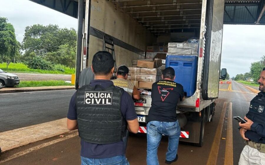 Polícia em MS apreende 1,5 tonelada de carne imprópria que iria para merenda escolar