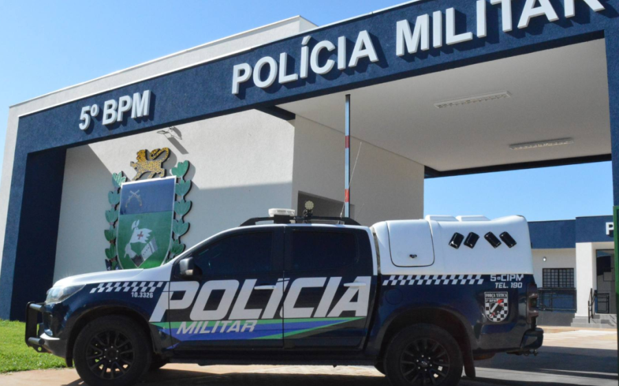 Polícia Militar prende jovem por porte de drogas em Coxim
