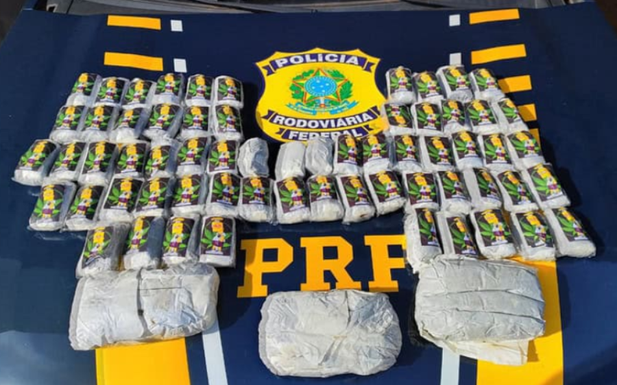 Polícia apreende 10,2 kg de haxixe escondidos no tanque de combustível de Gol na BR-158