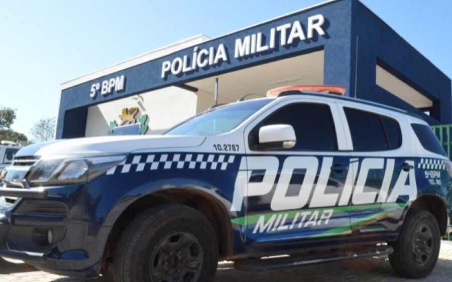 Polícia Militar prende jovem por descumprimento de medida protetiva em Coxim