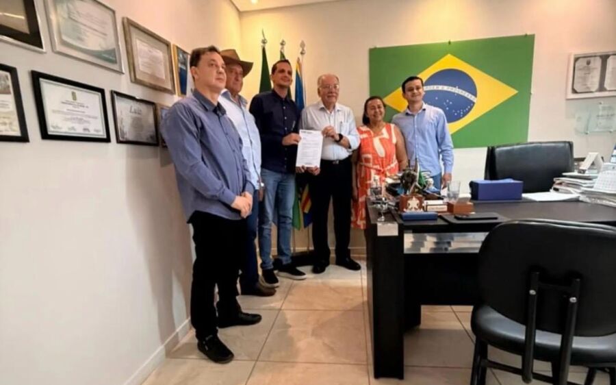 Vereadora Lúcia da AAVC e demais vereadores cumprem agenda na capital 