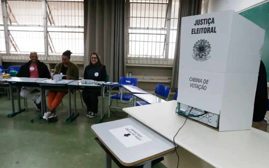 Prazo para tirar, transferir ou regularizar o t&iacute;tulo de eleitor termina nesta quarta-feira
