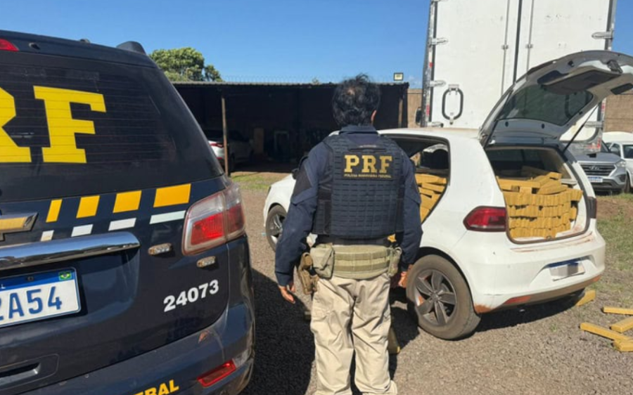 PRF apreende quase uma tonelada de maconha após perseguição em Campo Grande

