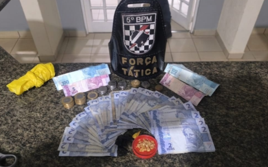 Força Tática prende dois homens por tráfico de drogas em bar no bairro Piracema, em Coxim
