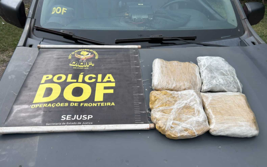 Mulher é presa com skunk em carro de aplicativo durante bloqueio do DOF em Corumbá
