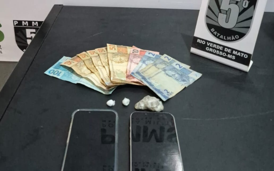 Pol&iacute;cia Militar prende dupla por tr&aacute;fico de drogas em Rio Verde de MT
