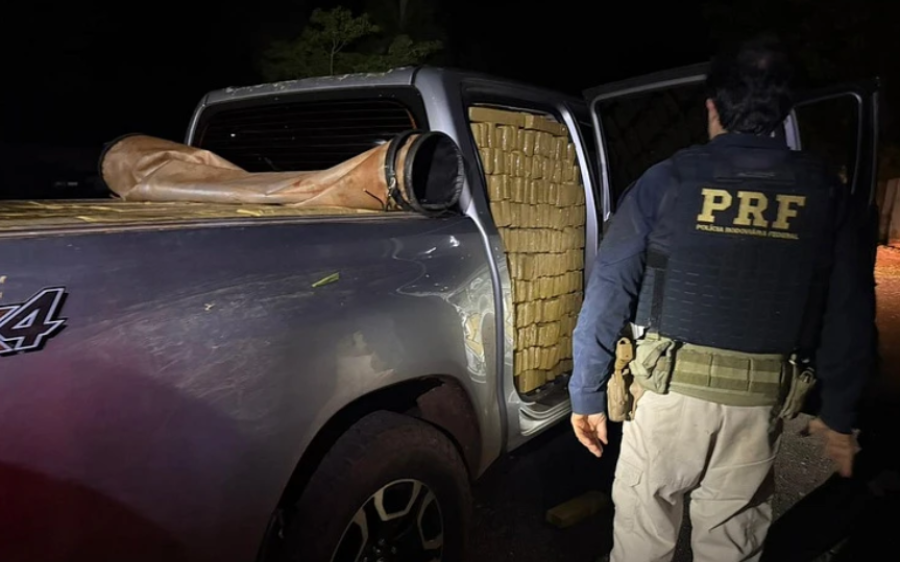 PRF apreende mais de 2 toneladas de maconha e recupera caminhonete furtada em MS
