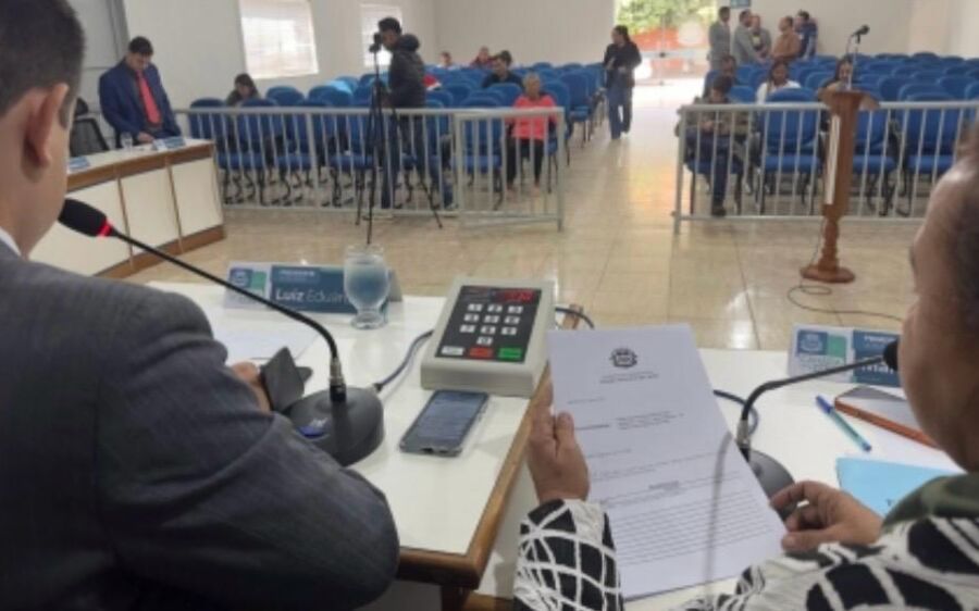 Professores de Coxim terão complementação do piso nacional aprovada pela Câmara