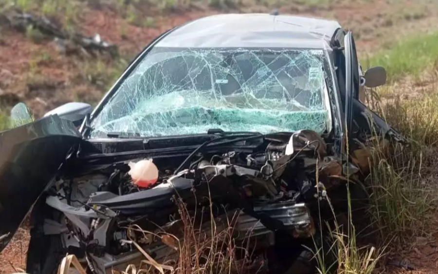 Duas pessoas morrem em colisão frontal entre dois carros na BR-158, em Aparecida do Taboado

