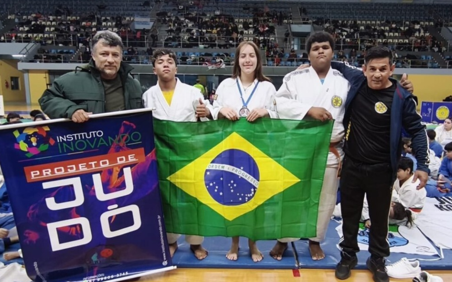 Atletas do Instituto Inovando levam Coxim ao pódio internacional com cinco medalhas na Argentina